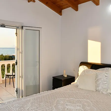 Barbara's House * ليفكيمي