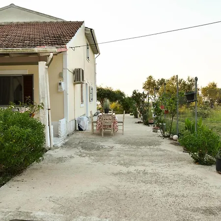 Barbara's House Apartmán